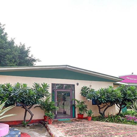 Hotel O Drizzling Land Muradnagar Extérieur photo
